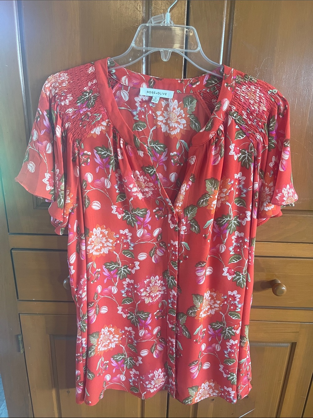 Rose & Olive Red Floral Button-Front Short Sleeve Blouse